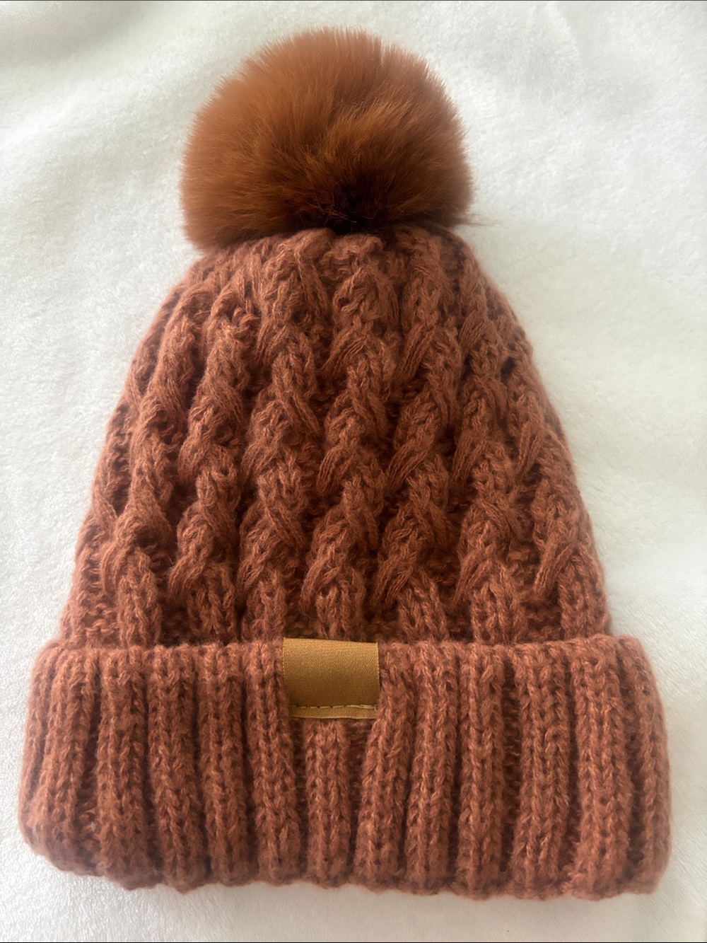 Cozy Cable Knit Pom Beanie - Rust